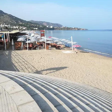 Appartement Book Your Place *